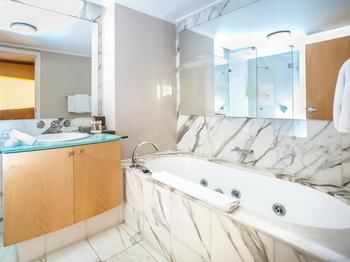 Pullman Quay Grand Sydney Harbour - ACT Tourism 53