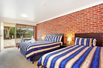 Lake Macquarie Motor Inn - ACT Tourism 9