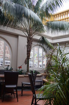 Royal Exhibition Hotel - ACT Tourism 9