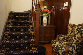 Royal Exhibition Hotel - ACT Tourism 24