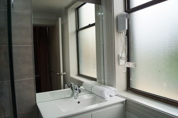 Royal Exhibition Hotel - ACT Tourism 34