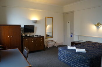 Royal Exhibition Hotel - ACT Tourism 39