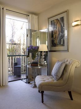 Andre's Mews Luxury Serviced Apartments - ACT Tourism 63