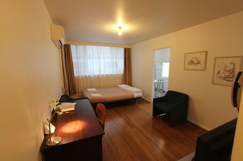 Drummond Apartments Services - ACT Tourism 11