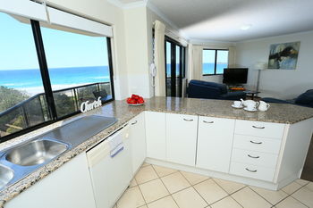 San Marino By The Sea Apartments - ACT Tourism 62