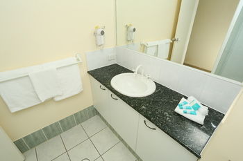 San Marino By The Sea Apartments - ACT Tourism 66