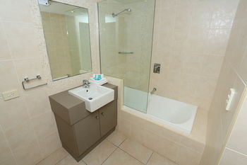San Marino By The Sea Apartments - ACT Tourism 78
