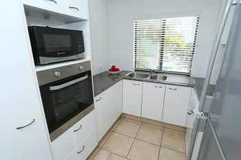 San Marino By The Sea Apartments - ACT Tourism 92