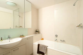 AKOM Docklands - ACT Tourism 5