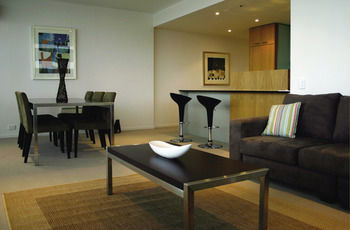 AKOM Docklands - ACT Tourism 11