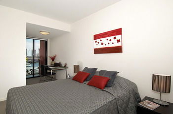 AKOM Docklands - ACT Tourism 12