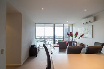 AKOM Docklands - ACT Tourism 22