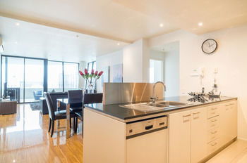 AKOM Docklands - ACT Tourism 34