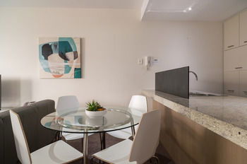 AKOM Docklands - ACT Tourism 45