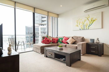 AKOM Docklands - ACT Tourism 46