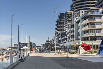 AKOM Docklands - ACT Tourism 55