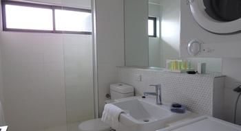 Hiigh Apartments - ACT Tourism 7