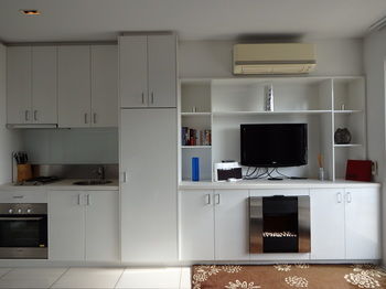 Hiigh Apartments - ACT Tourism 11