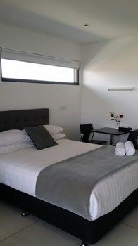 Hiigh Apartments - ACT Tourism 15