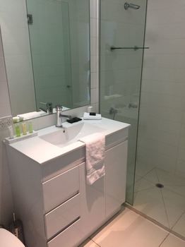 Hiigh Apartments - ACT Tourism 17