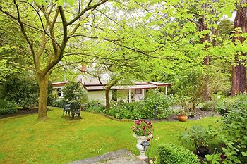 Adeline Bed And Breakfast - ACT Tourism 1