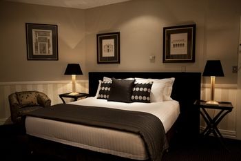 Echoes Boutique Hotel And Restaurant - ACT Tourism 14