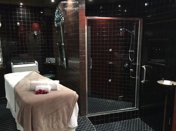 Echoes Boutique Hotel And Restaurant - ACT Tourism 30
