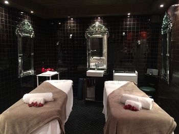 Echoes Boutique Hotel And Restaurant - ACT Tourism 31