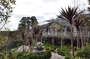 Echoes Boutique Hotel And Restaurant - ACT Tourism 6