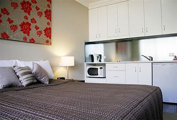 Merivale Motel - ACT Tourism 4