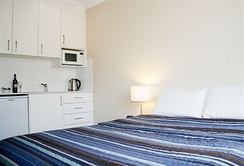 Merivale Motel - ACT Tourism 10