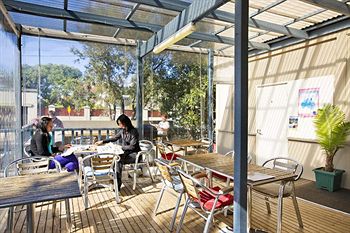 Cambridge Lodge - Hostel/Backpacker - ACT Tourism 0