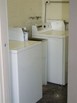 Cambridge Lodge - Hostel/Backpacker - ACT Tourism 2