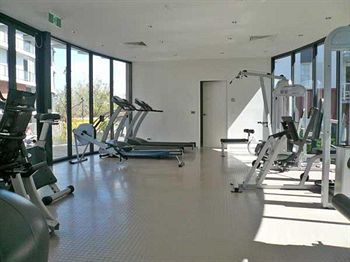 Astra Apartments - St Kilda Rd - ACT Tourism 3