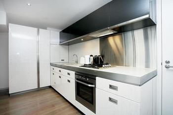 Astra Apartments - St Kilda Rd - ACT Tourism 19