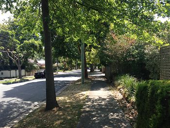 Nunawading Motor Inn - ACT Tourism 1