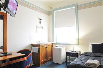 Hotel Gosford - ACT Tourism 14