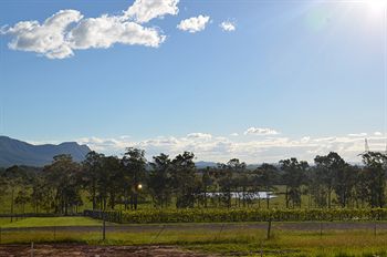 H Boutique Hotel - ACT Tourism 9