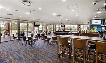 Colyton Hotel - ACT Tourism 14
