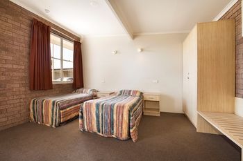 Colyton Hotel - ACT Tourism 23