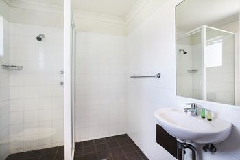 Colyton Hotel - ACT Tourism 30