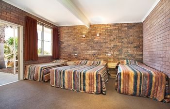 Colyton Hotel - ACT Tourism 37