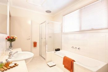 Apartments @ Kew Walpole Gardens - Kew Serviced Townhouses - ACT Tourism 17