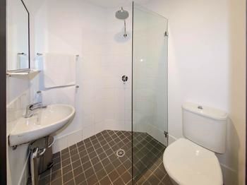Ibis Budget Sydney East - ACT Tourism 43