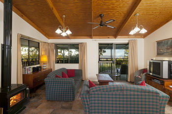 Eagleview Resort - ACT Tourism 32