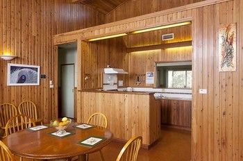 Eagleview Resort - ACT Tourism 88