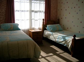 Australian Home Away @ Doncaster Grange Park - ACT Tourism 2