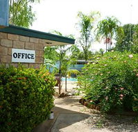 Palm Court Budget Motel Hostel/Backpackers - ACT Tourism