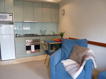 Australian Home Away @ Market Square Melbourne - ACT Tourism 7