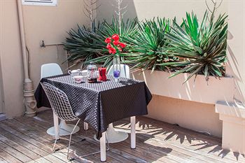 Darlinghurst Apartments - ACT Tourism 0
